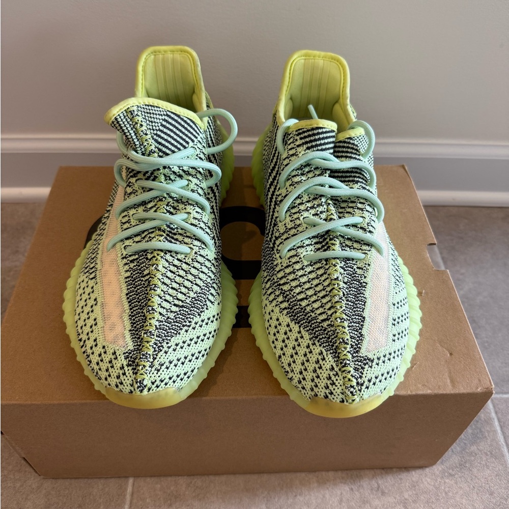 Adidas Yeezy Boost 350 V2 ‘YEEZREEL Non Reflective’ - Picture 3 of 7